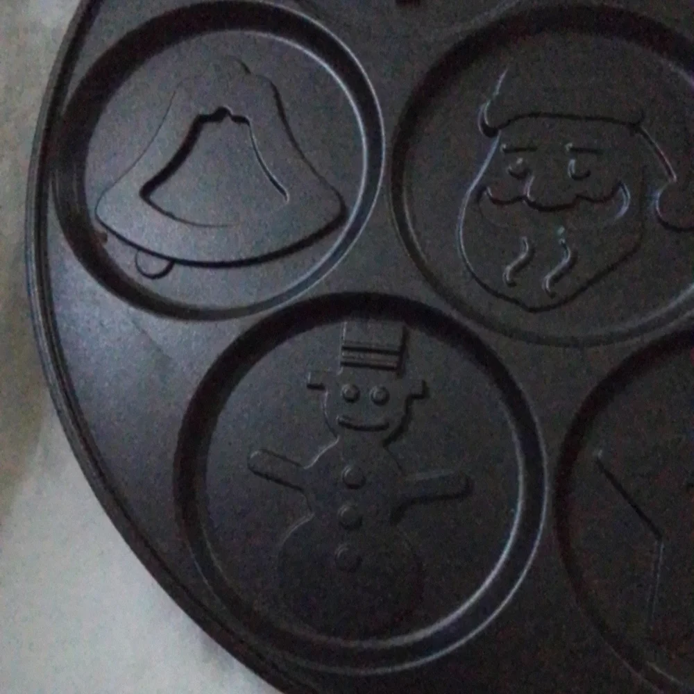 Nordic Ware seven round